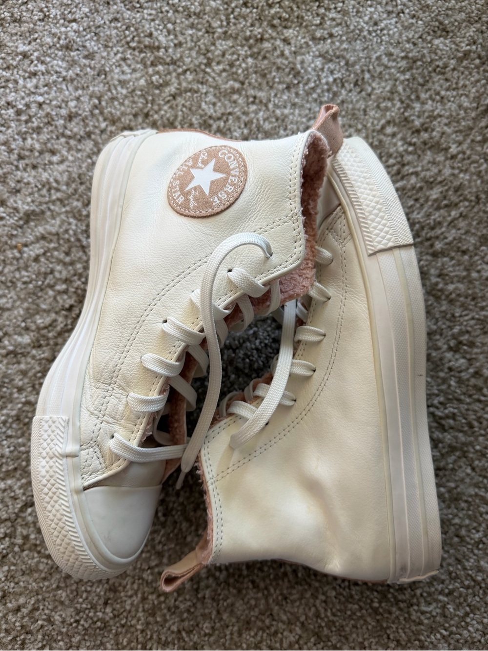 CONVERSE CHUCK TAYLOR HIGH TOP SIZE 7